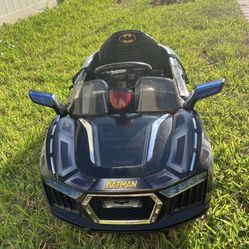 Hauck E-Batmobile Electric Ride on 6V