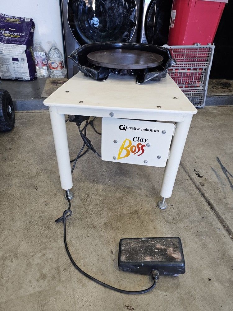 Speedball Clay boss Pottery Wheel