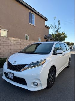 2017 Toyota Sienna