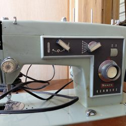 Kenmore Sears vintage table Sewing machine 