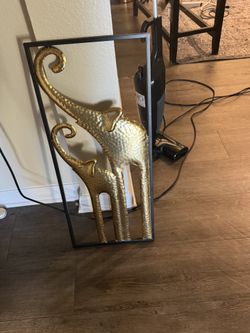 Elephant decor gold
