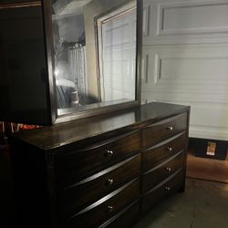 Dresser with mirror