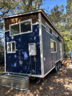 Tiny Home On Wheels 