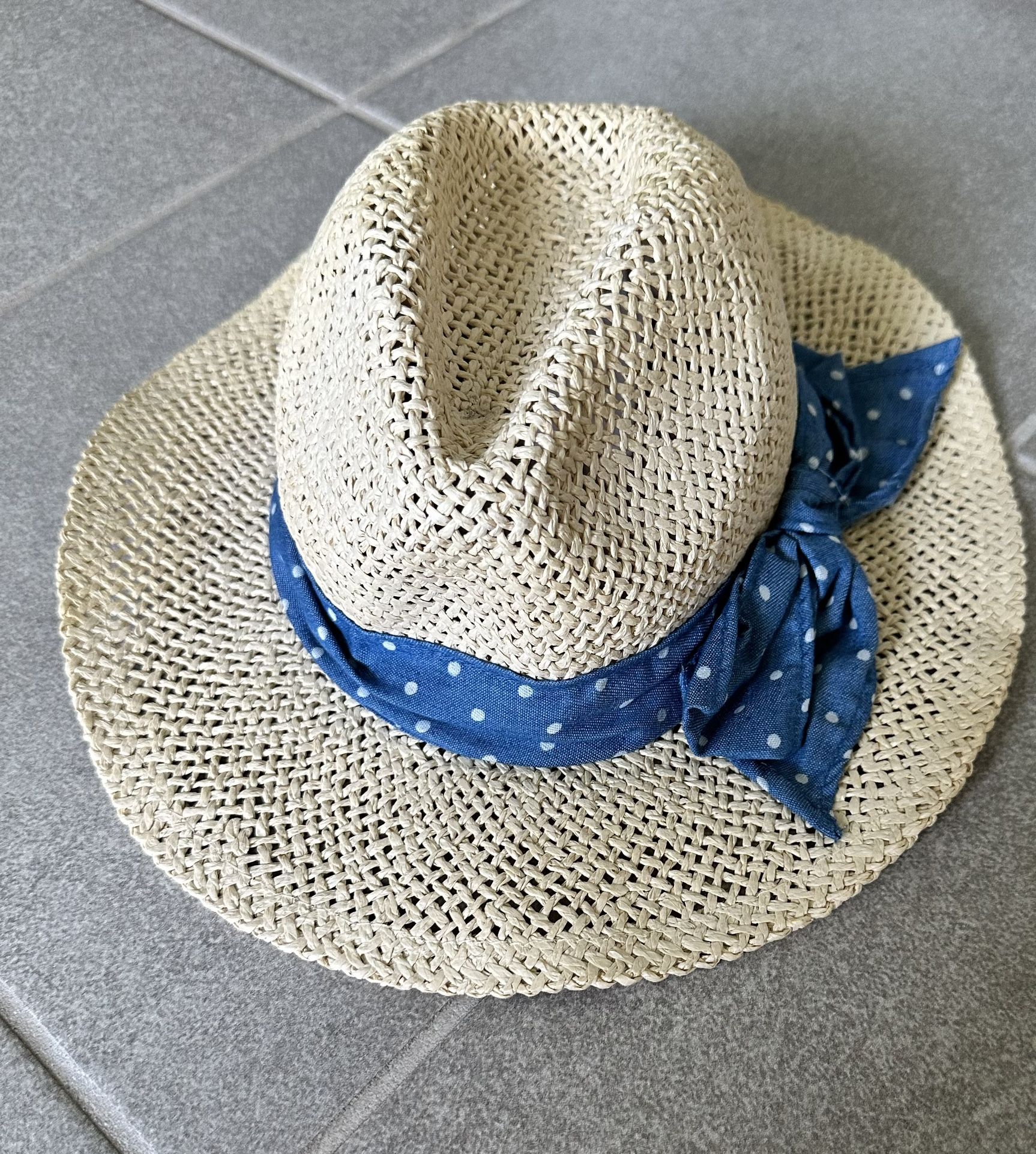 gap sun hat