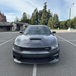2016 Dodge Charger SRT 
