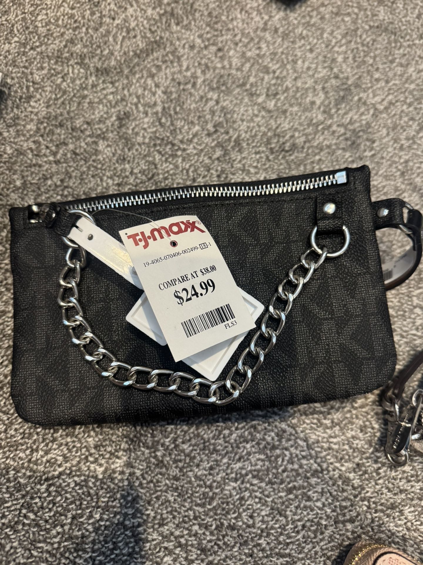 Michael Kors belt bag size medium