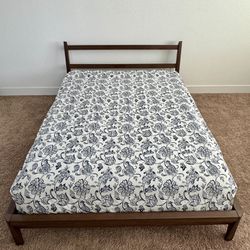 Modern Bed Frame And Mattress Queen Size ! Washable Cover 