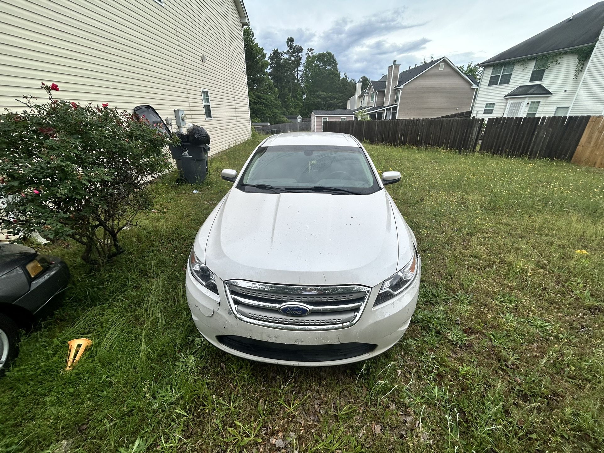2012 Ford Taurus