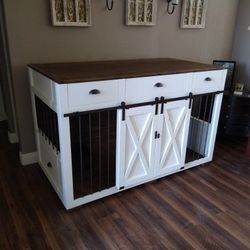 READ DESCRIPTION!!Custom Quality Made Dog Kennel Furniture Indoor/Outdoor. READ DESCRIPTION