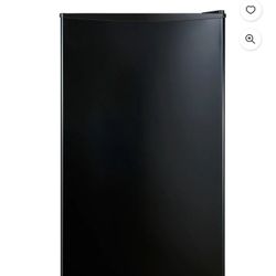 Mainstays 3.3 Cu. ft. Single Door Mini Refrigerator, Black