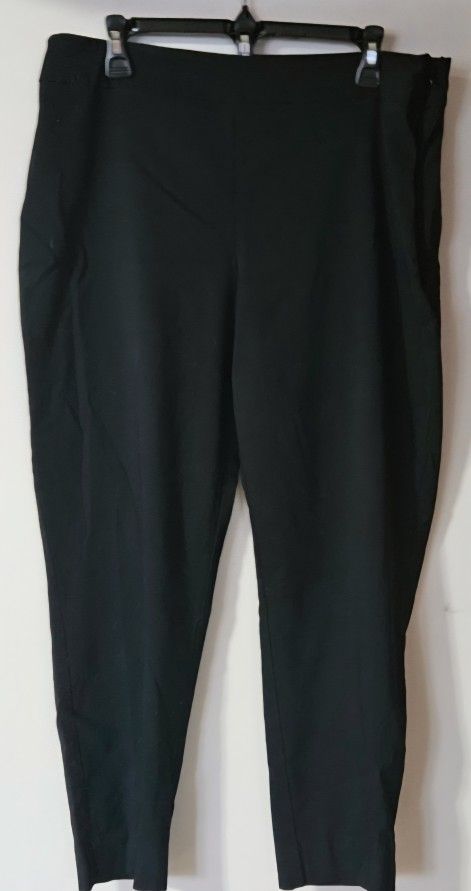 20 Time and Tru Black Dress Pants Sleek Tailored Design