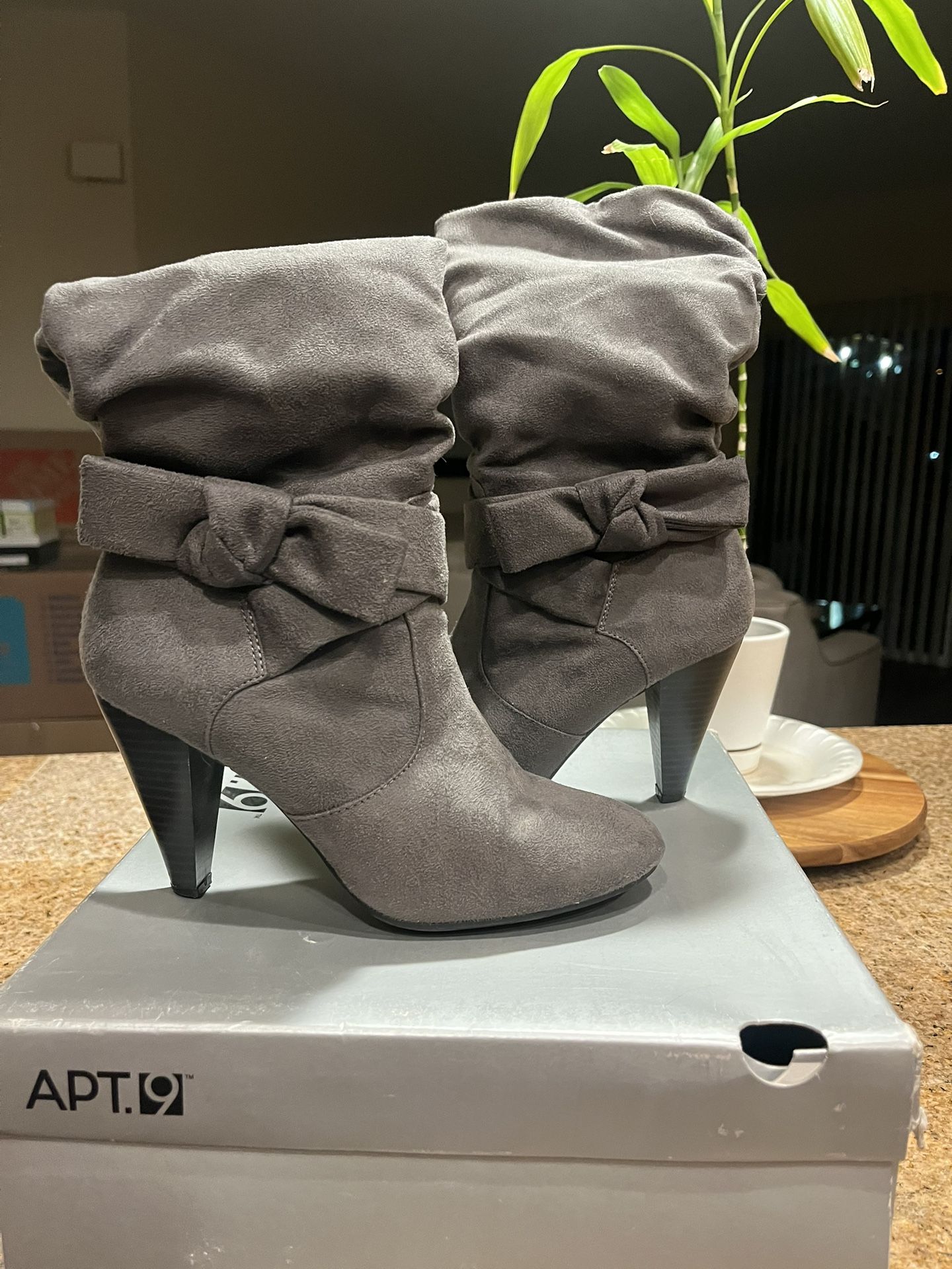 Grey boots