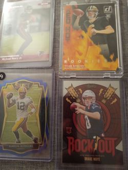 Football QB Lot Rookies, inserts, HOFers,Shough, Rodgers