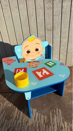 Delta Children Cocomelon Chair Desk