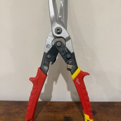 Milwaukee 10 in. Forged Alloy Steel Left Serrated Aviation Snips 22 Ga. 1pk