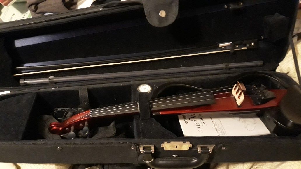 Yamaha SV 130 Electric Violin