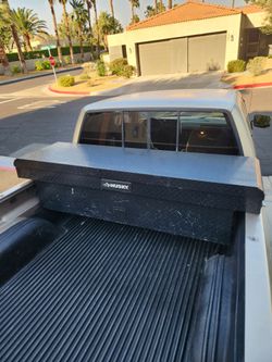 husky tool box