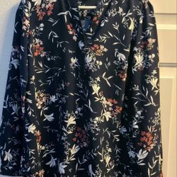 Hilary Radley Women's Long Sleeve Blouse in a navy blue and pink floral print. Women's Medium 