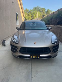 2018 Porsche Macan Twin Turbo w/Performance Pkg Sport Utility