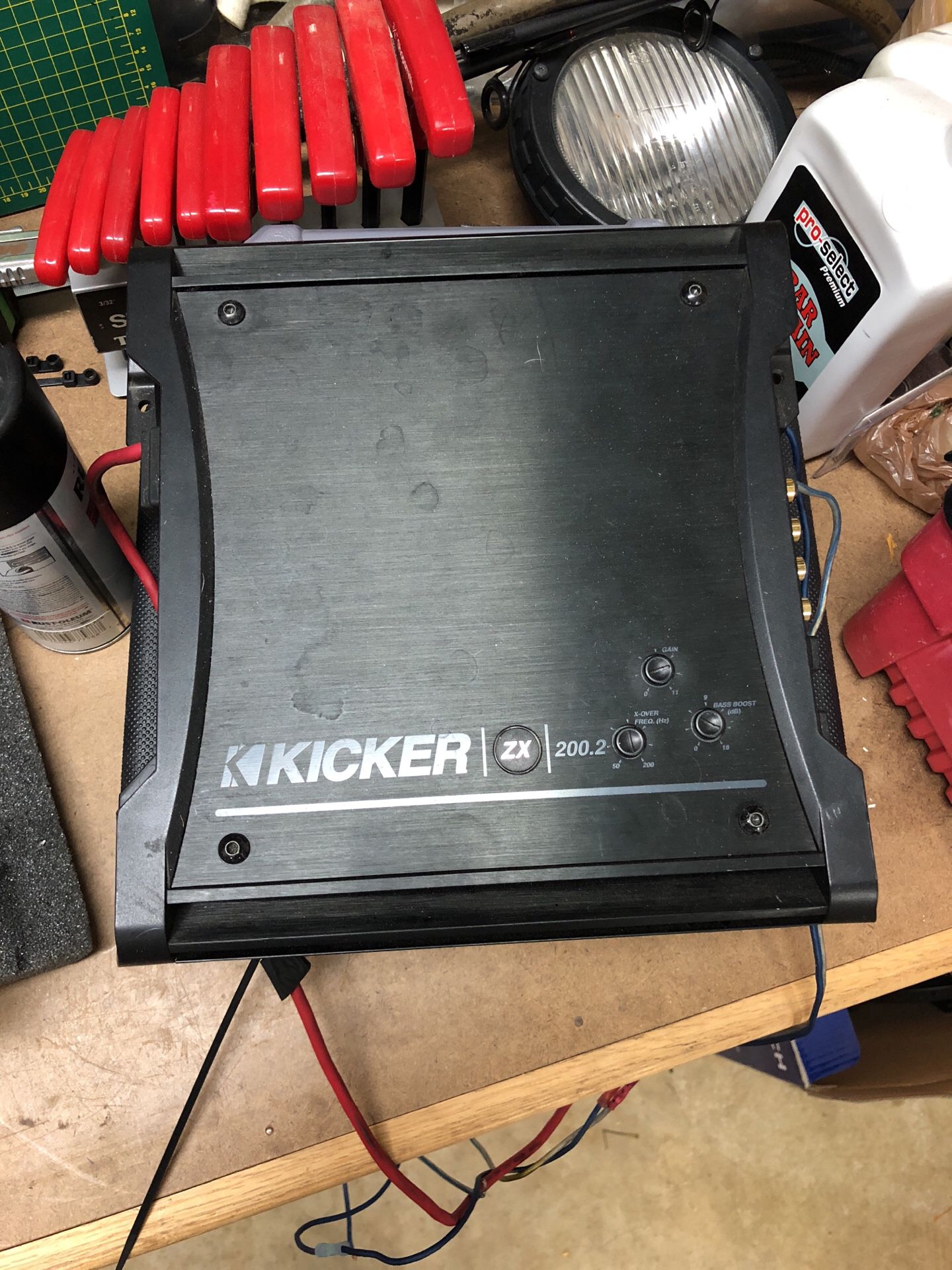 Kicker amp for car