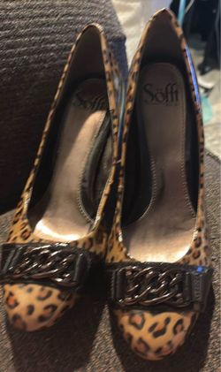 Leopard heels