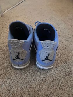 Jordan 4 unc