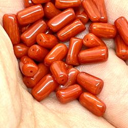 Lot Of 34 Ox Blood Coral Beads 