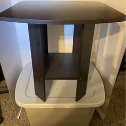 BLACK END/SIDE TABLE