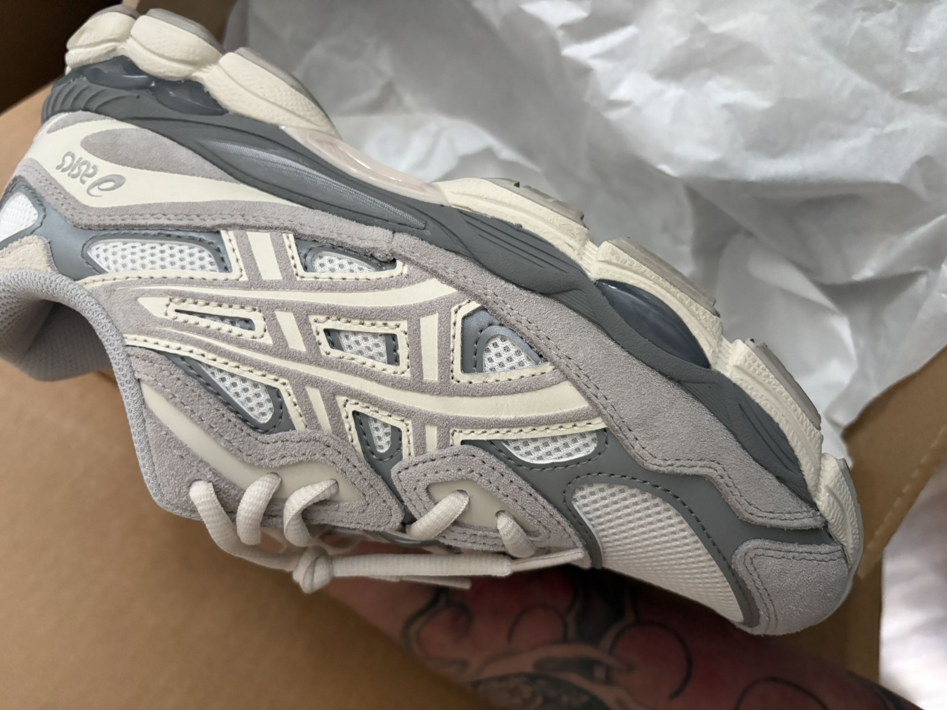 ASICS GEL-NYC Unisex Shoes