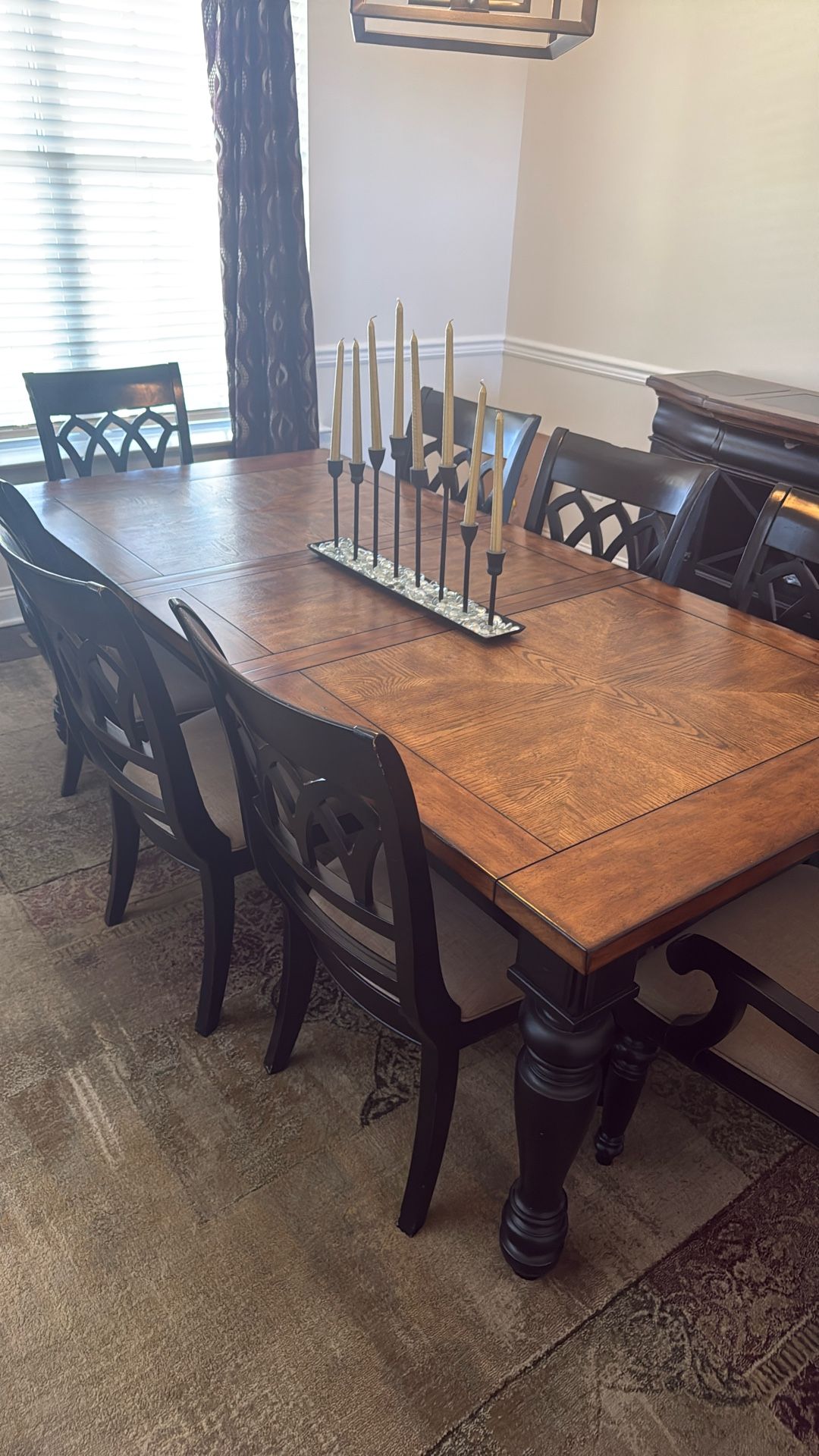 8 Seat Dining Room Table & Chairs With Buffet Cabinet