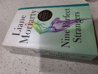 Nine Perfect Strangers by Liane Moriarty Paperback