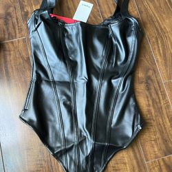 Floerns Women's Medium Size  Leather Bodysuit 