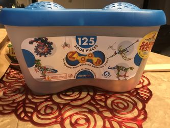 ZOOB building pieces