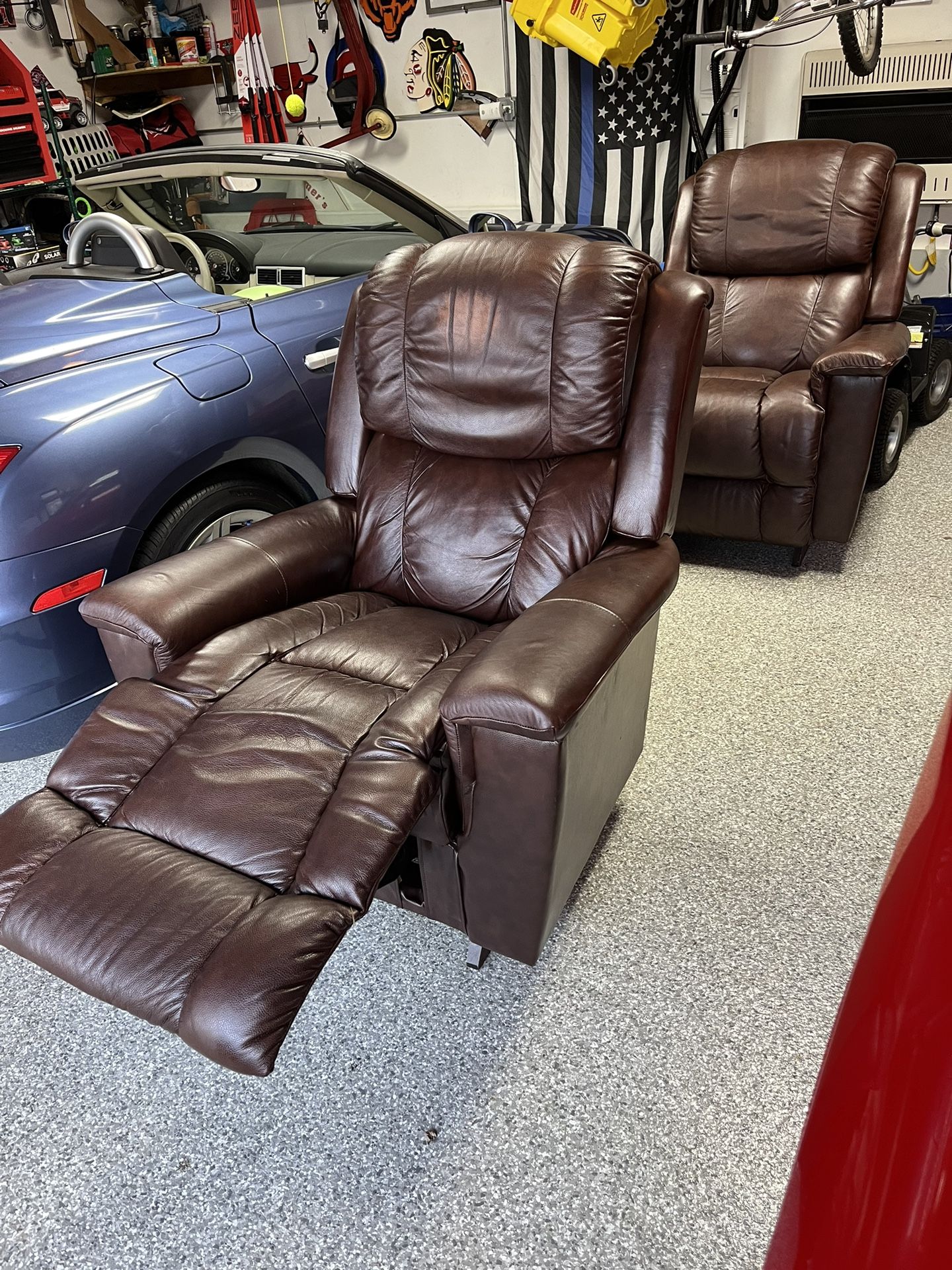 LayzBoy Recliners (2) for Sale in Glen Ellyn, IL OfferUp