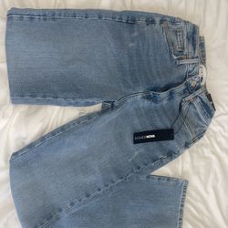 Fashion Nova Jeans 