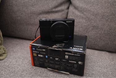 Sony RX100 VII Compact Camera with Box