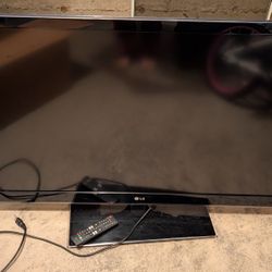 47 Inch 3D LG Tv HD 1080p Blu Ray 