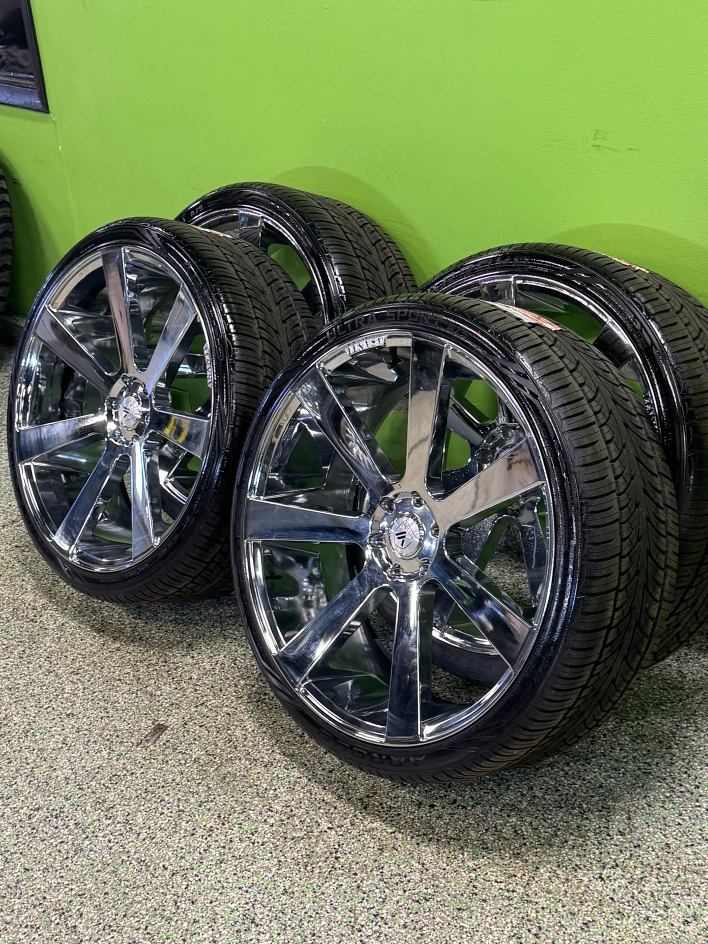 New 26” ChromeAsanti  Apolo Wheels With 295-30-26 Arroyo