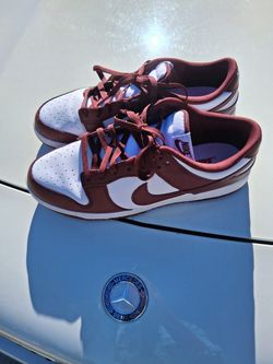 Nike Dunk Low Team Red