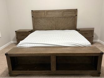 King size bedroom set