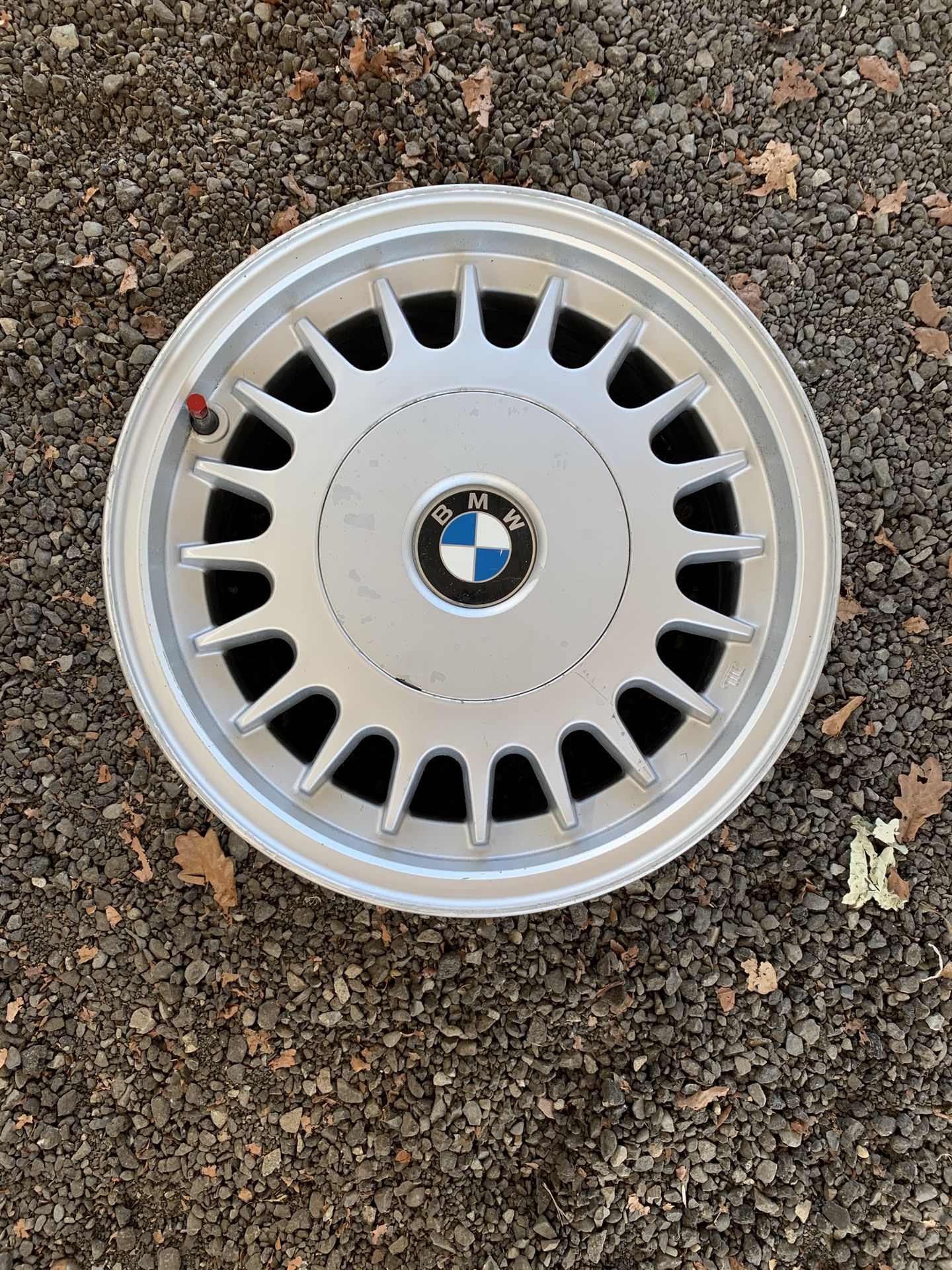 BMW e34, e32, e24 OEM 15” Wheels - Style 2 - 5x120 for Sale in 