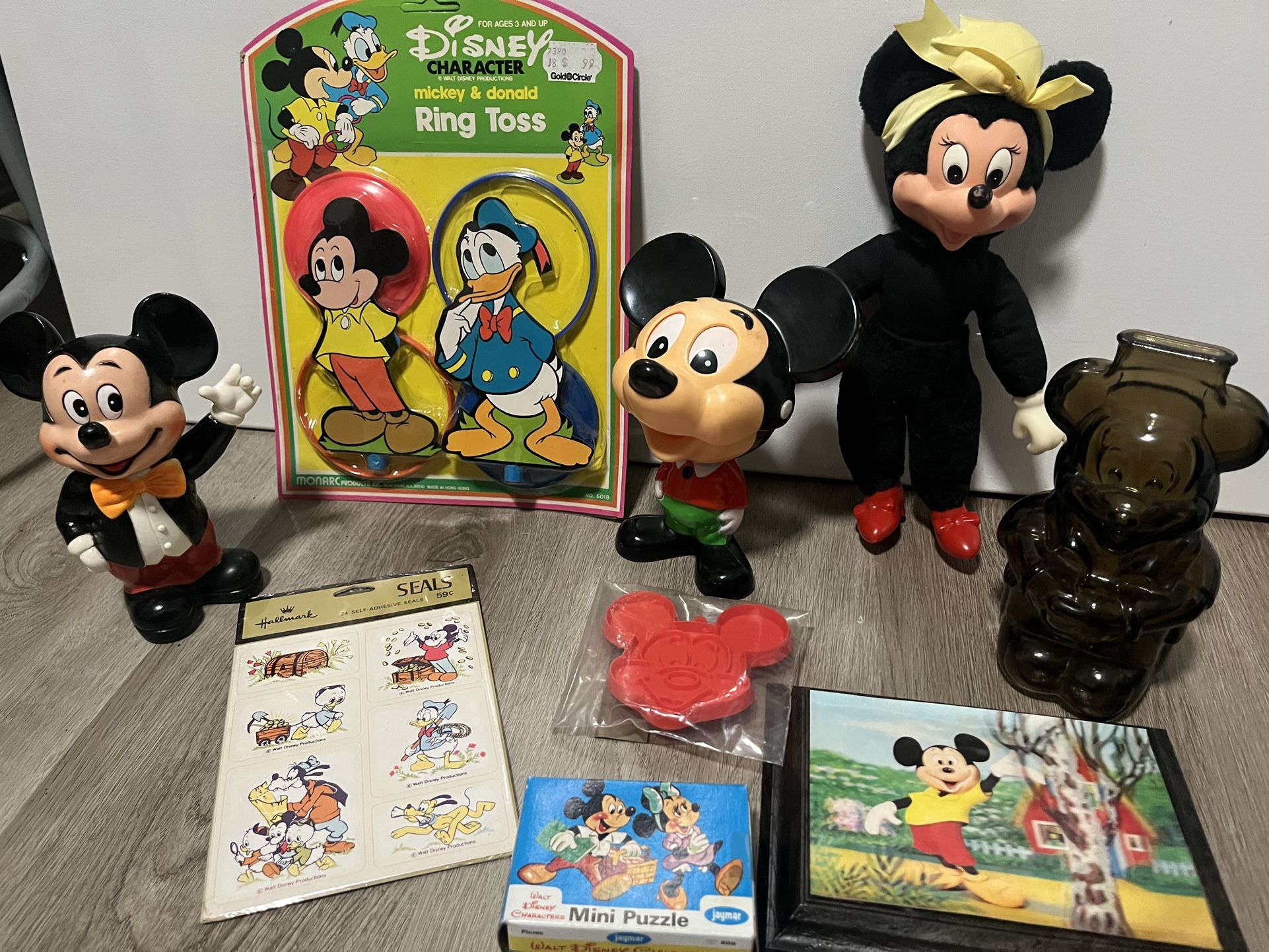 1960s And 1970s Vintage Disney Lot 9 Items