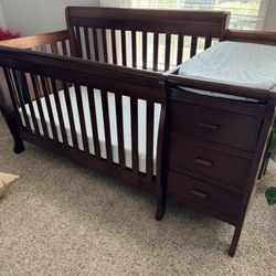 Baby Crib - Brown