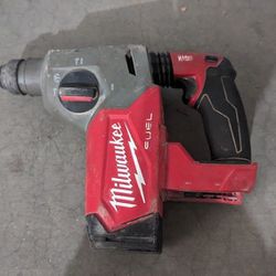 Milwaukee Fuel M18 Power Tools And Batteries