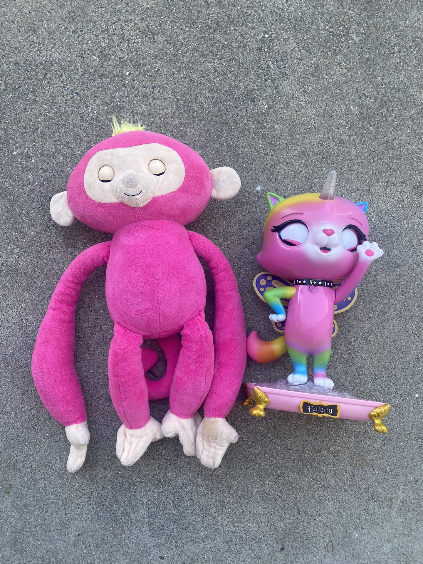 Lot Of 2 Pino Big Monkey And Felicity