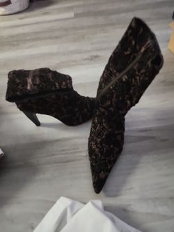 Floral Lace Pointed-Toe Heeled Boots