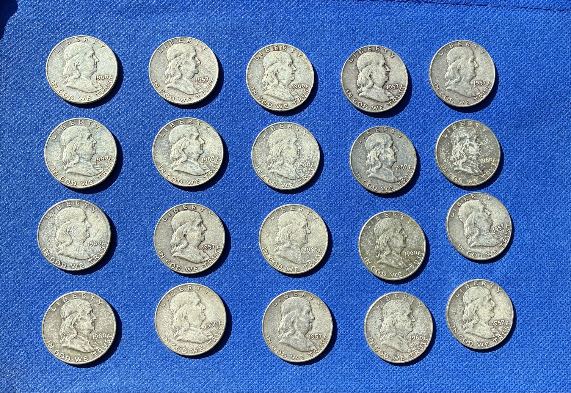 SILVER HALF DOLLARS 1 Roll 20 Coins