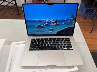 MacBook Air 15" M3, 16GB RAM, 512GB SSD, Starlight, Battery 93%, Original Box