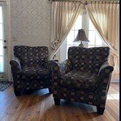 Accent Chairs 