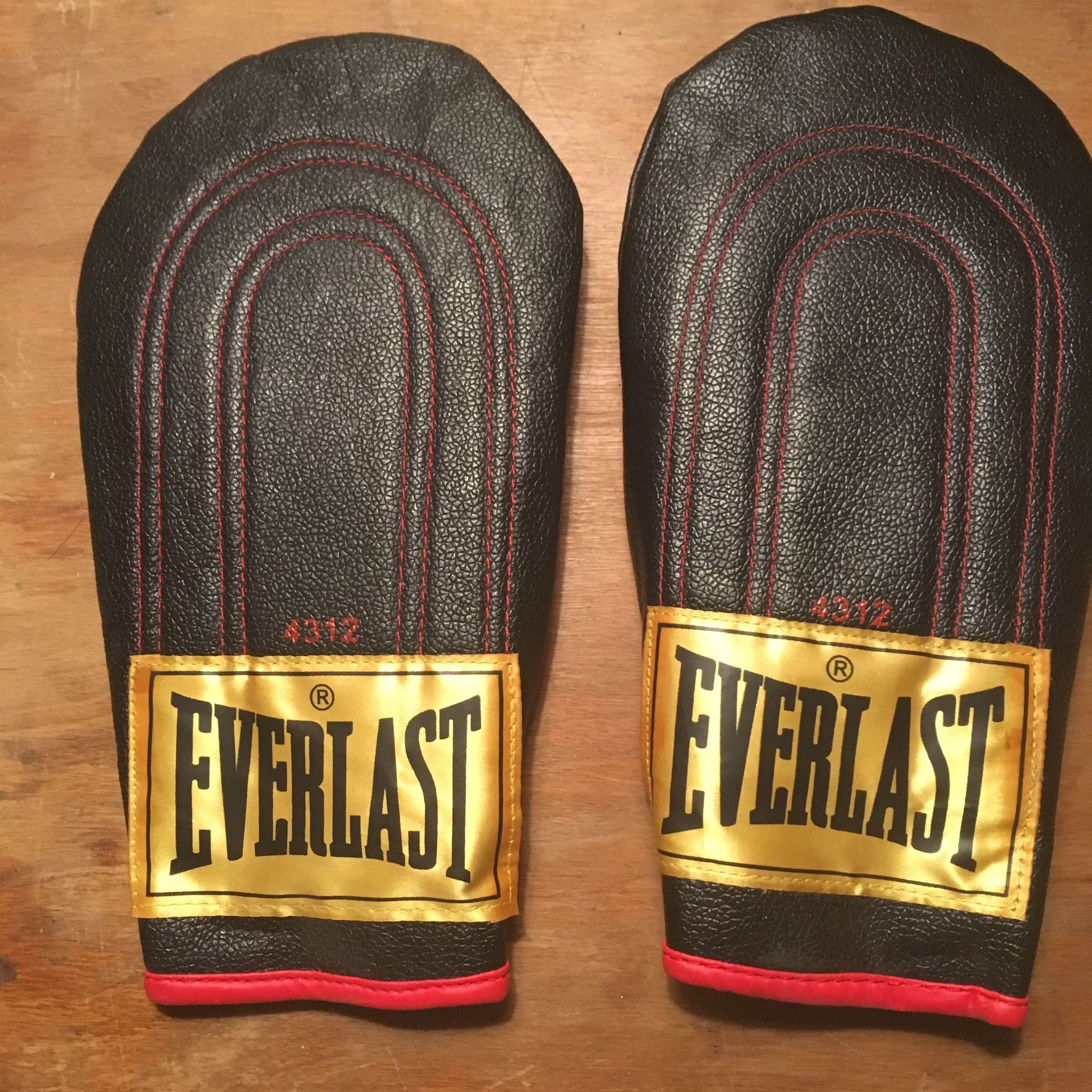 Everlast leather speed bag gloves model 4312